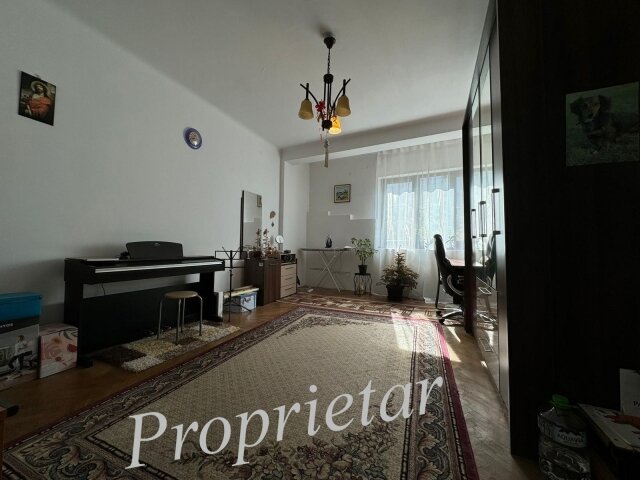 Gara de Nord, apartament 4 camere semidecomandat, 153mp